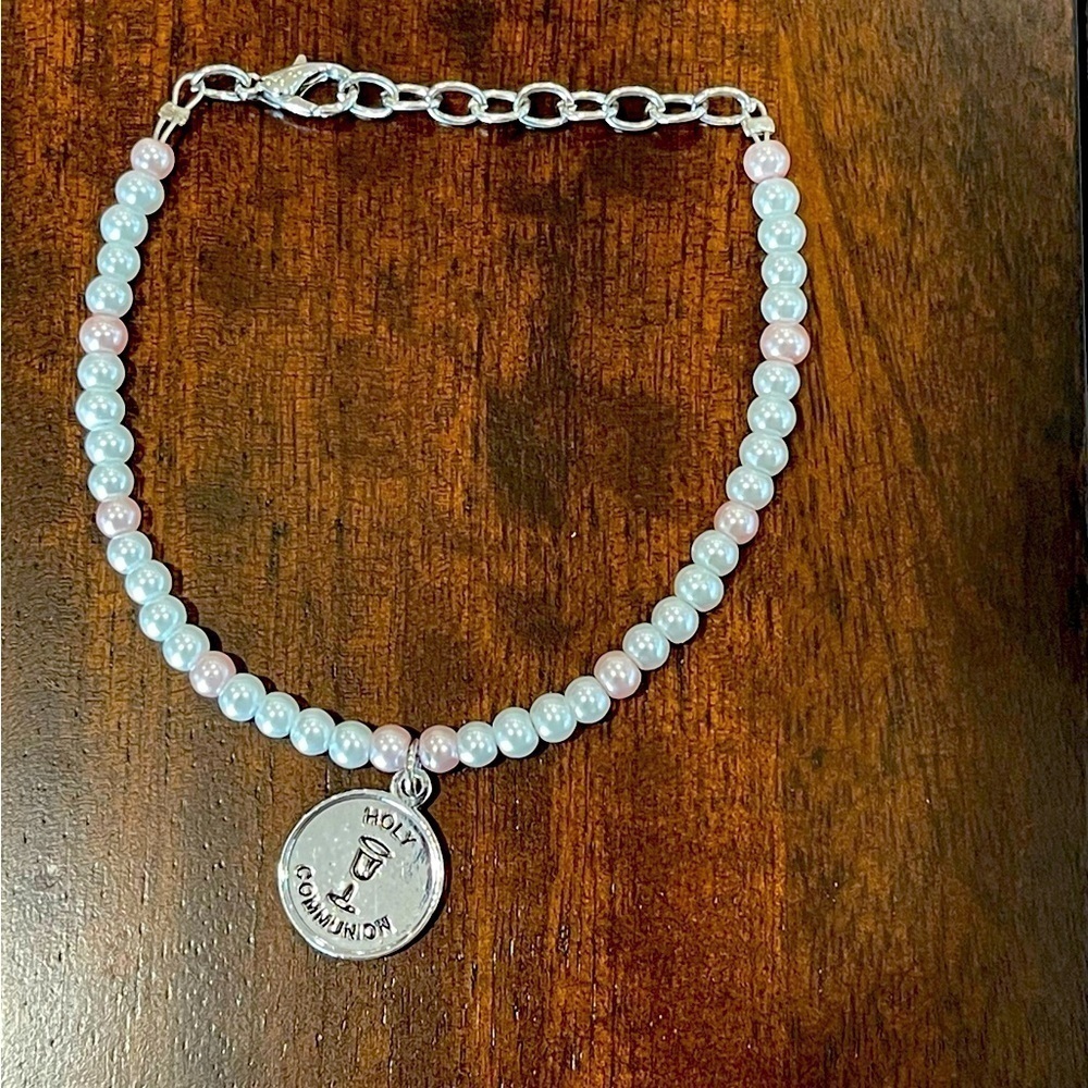 Faux pearl bead First Communion child bracelet with adjustable links